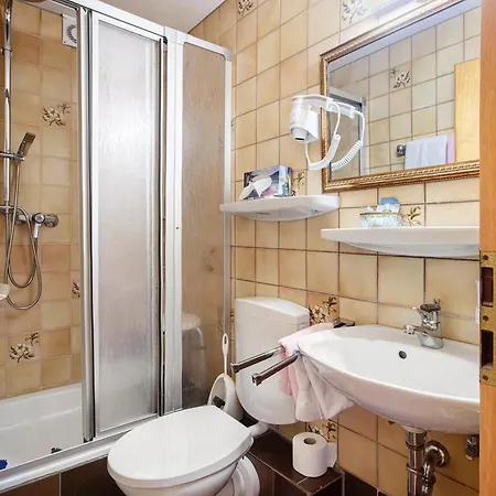 Baeren - Drei Sterne 3*